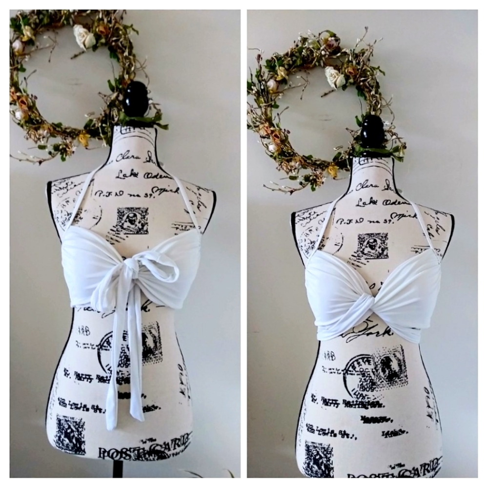 🌸EUC-Victoria's Secret white bikini top